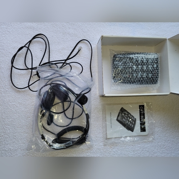 CHT-800 Telemarketing Headset  and Dialing Pad for Landlines - Picture 7 of 8